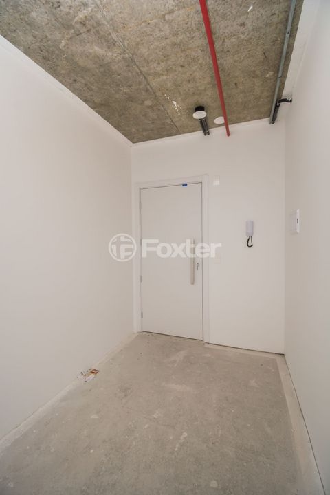 Image 4 - 197313
