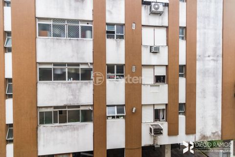 Image 8 - 199708
