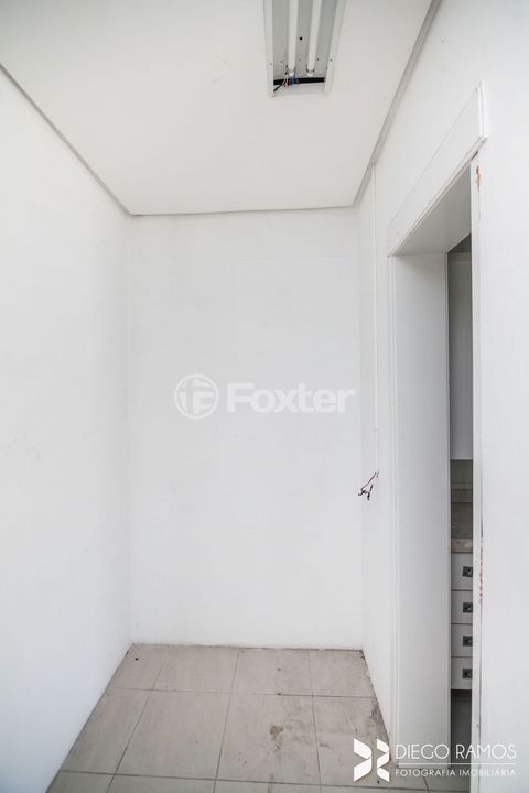 Image 6 - 203603