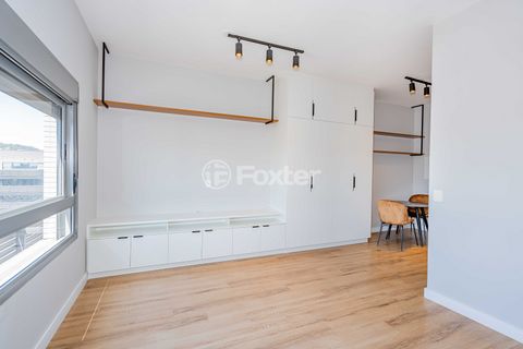 Image 4 - 203639