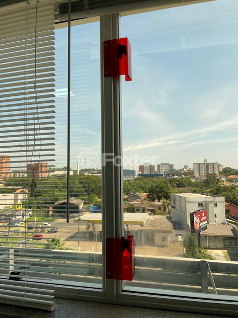 Image 9 - 205175