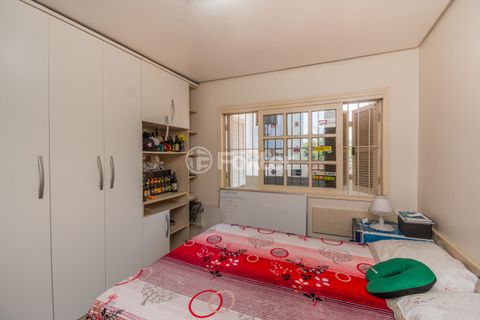 Image 12 - 208181