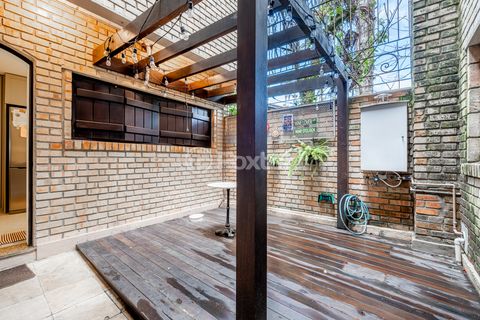 Image 15 - 208298