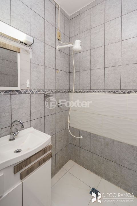 Image 7 - 208358