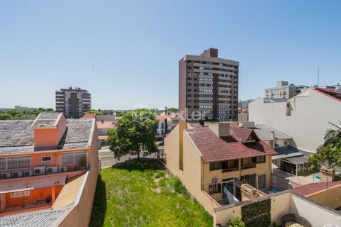 Image 14 - 209551