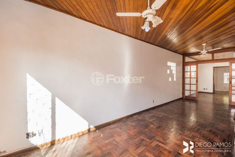 Image 3 - 209741