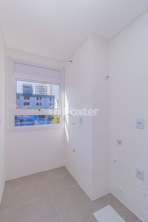 Image 7 - 211675