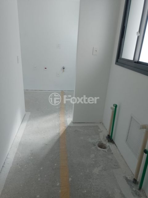 Image 3 - 212050