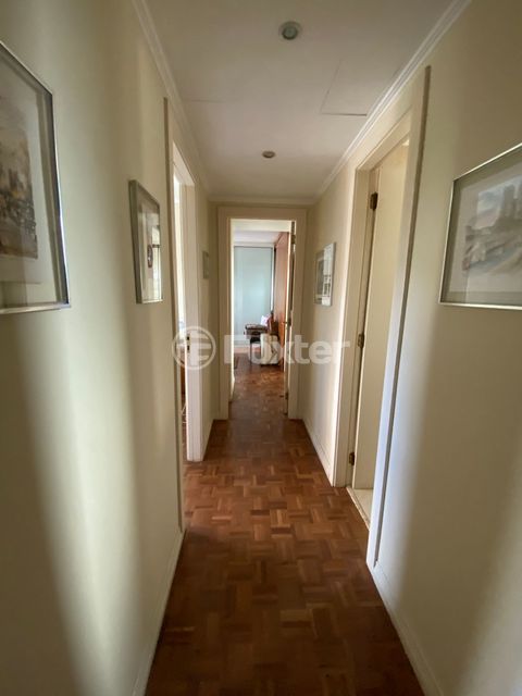 Image 13 - 213421