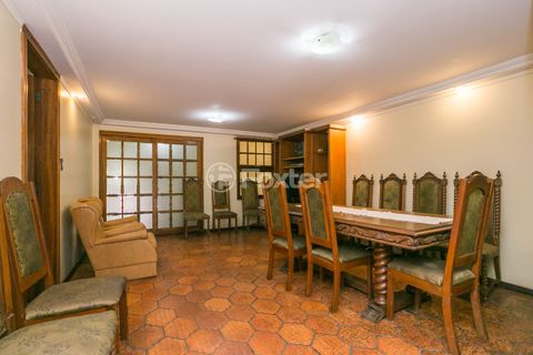 Image 4 - 214330