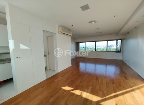 Image 7 - 215350