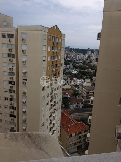 Image 17 - 216457