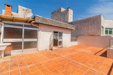 Image 19 - 219001