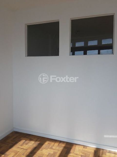Image 7 - 219525