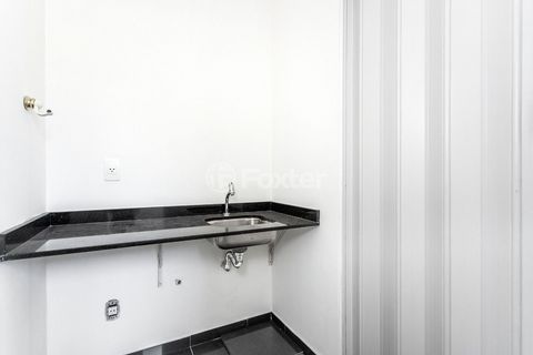 Image 6 - 219830