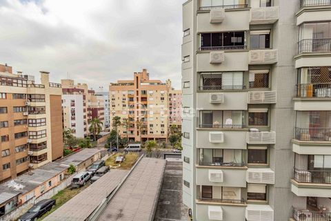 Image 10 - 220786