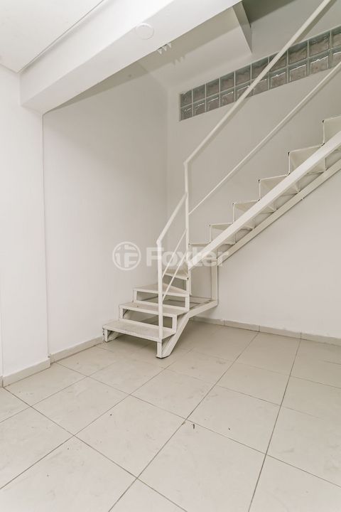 Image 7 - 221035