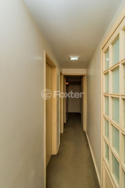 Image 7 - 221703