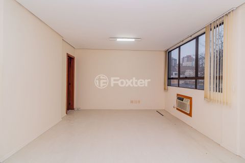 Image 3 - 221834