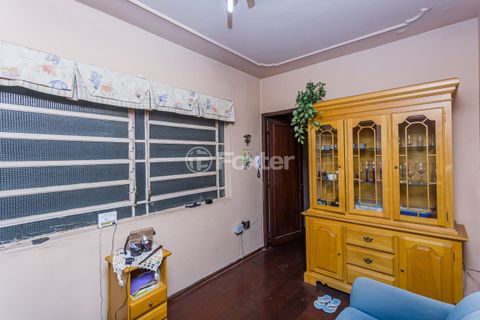Image 19 - 223593