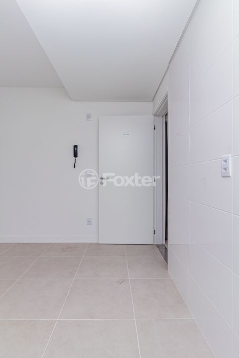 Image 7 - 223759