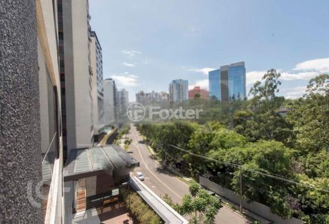 Image 10 - 224141