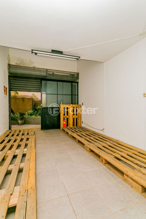Image 1 - 226772