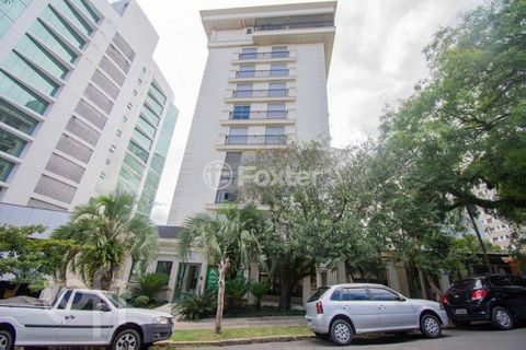 Image 8 - 226900