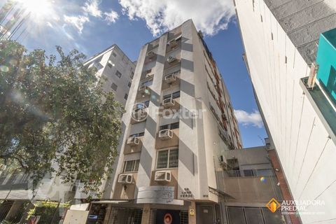 Image 17 - 227136