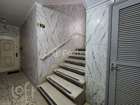 Image 9 - 228081
