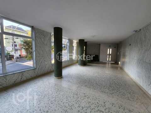 Image 6 - 228081