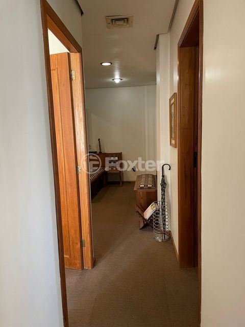 Image 3 - 229050