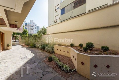 Image 17 - 233893
