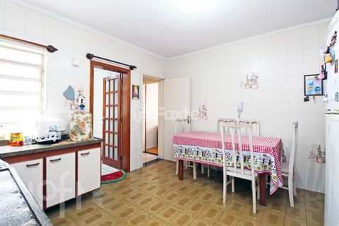Image 7 - 235008