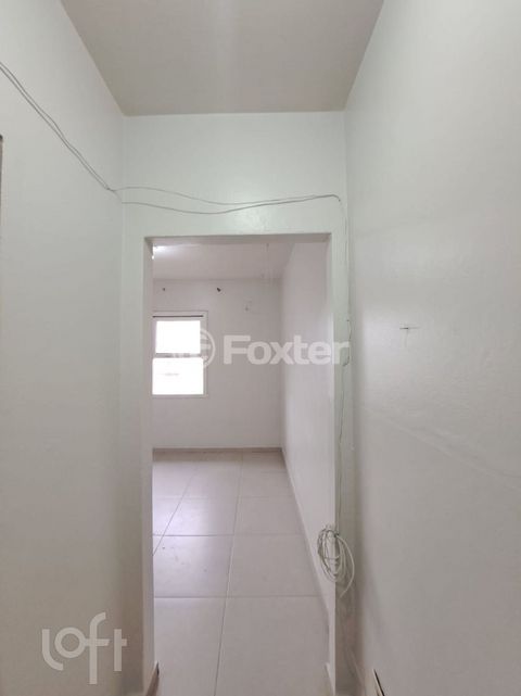 Image 4 - 235731