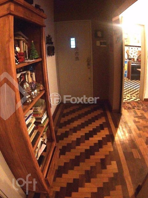 Image 7 - 236005