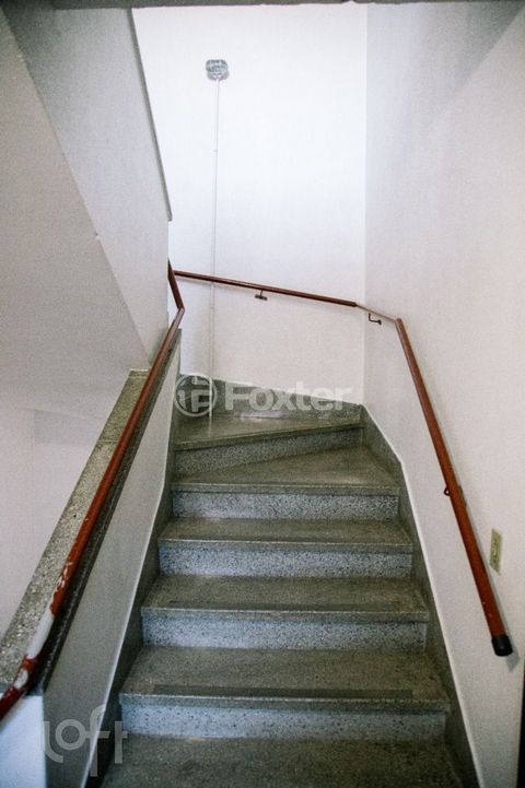 Image 9 - 236037