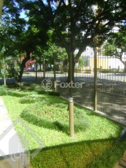 Image 10 - 236685