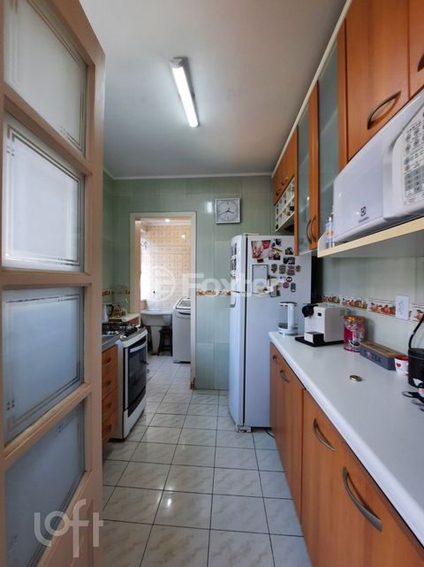 Image 7 - 237337
