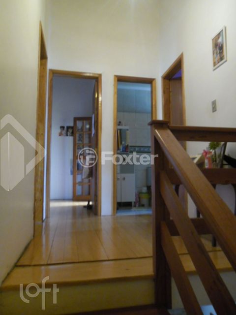Image 7 - 237400