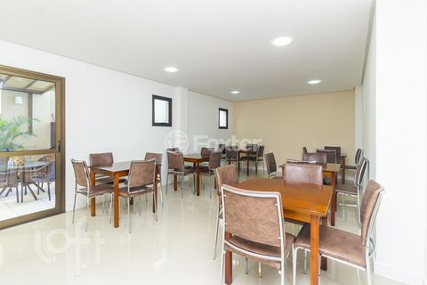 Image 17 - 237482