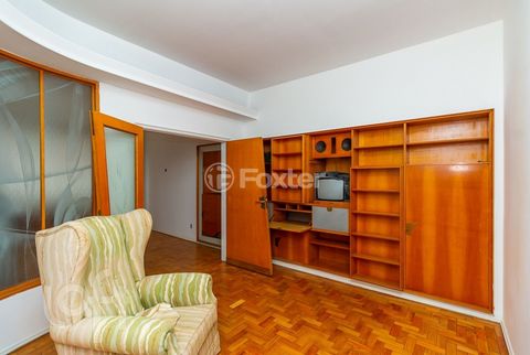 Image 8 - 237750