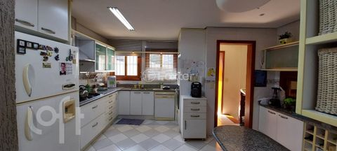 Image 5 - 237939