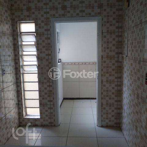 Image 4 - 237946