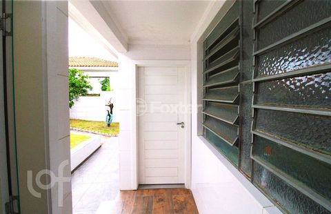 Image 19 - 239444