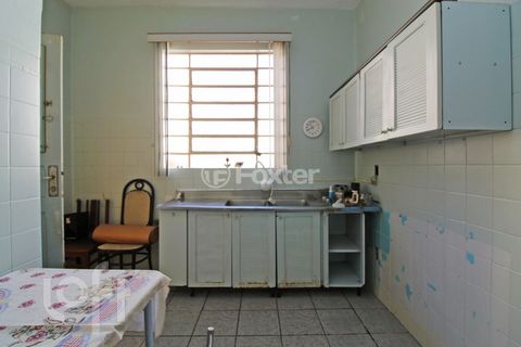 Image 4 - 240284