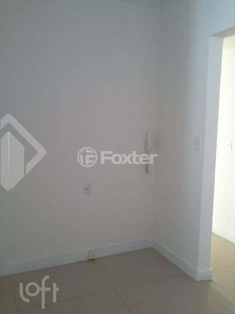 Image 3 - 240458