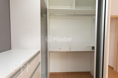 Image 19 - 240735