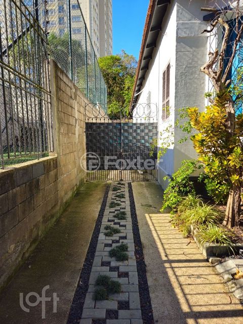 Image 3 - 241449