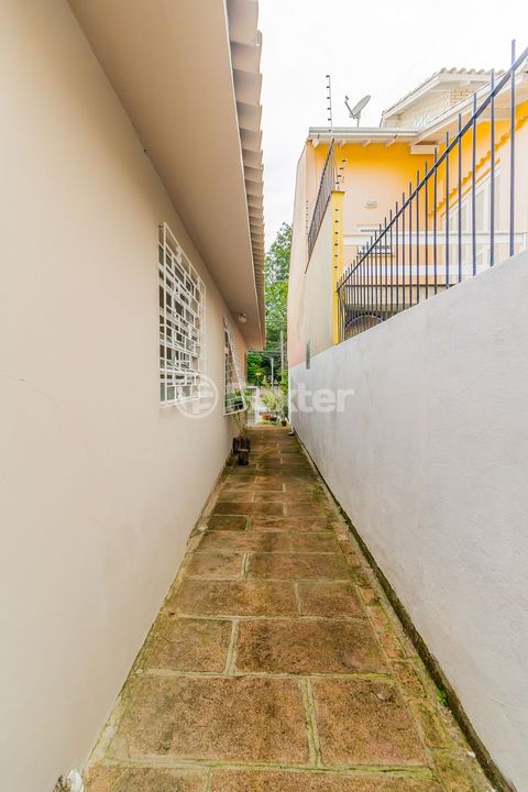 Image 15 - 241521